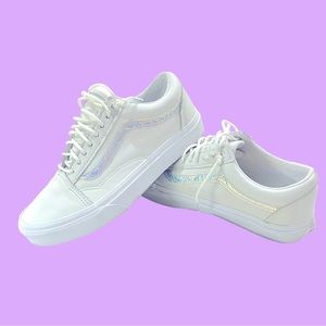 VANS OLD SKOOL WOMENS SHOES// SIZE 8